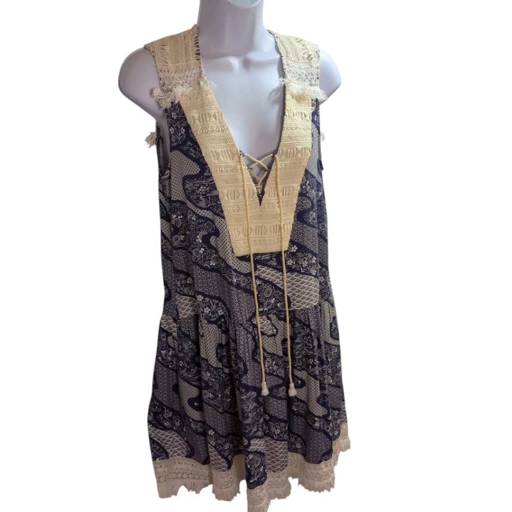 SEA NY Rare Boho Crochet & Fringe Blue Paisley Dress SZ 10 NWOT - Picture 1 of 9